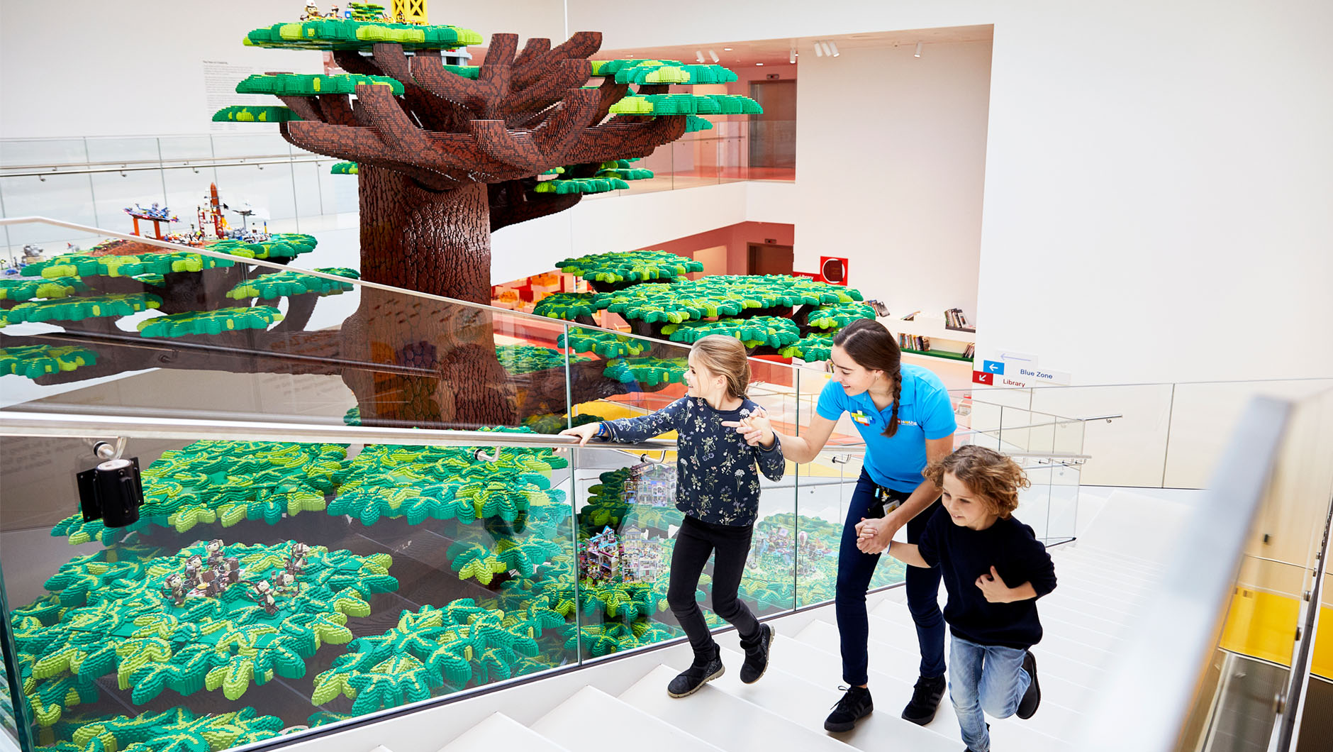 LEGO House Tree of Creativity